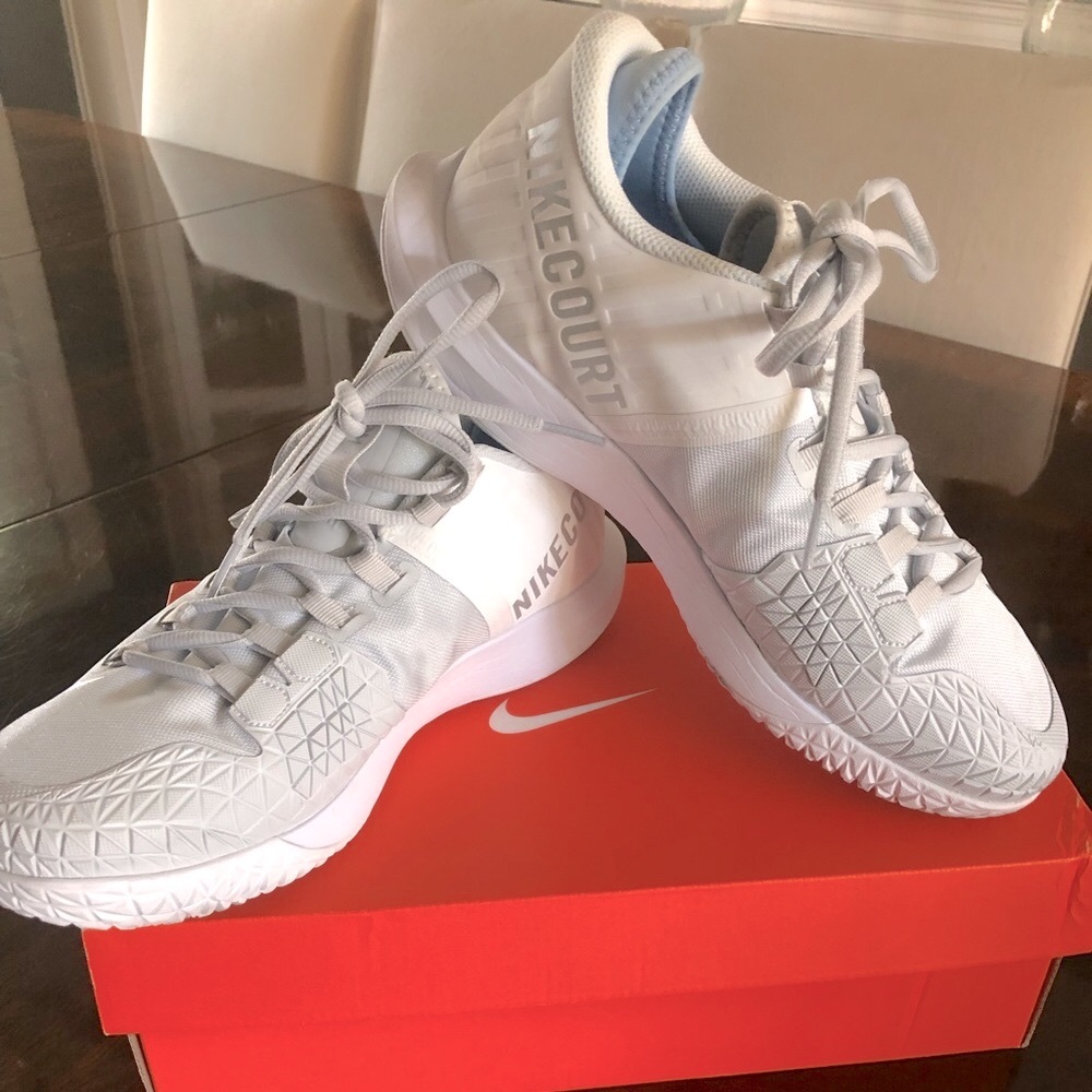 Nike tennis shoes